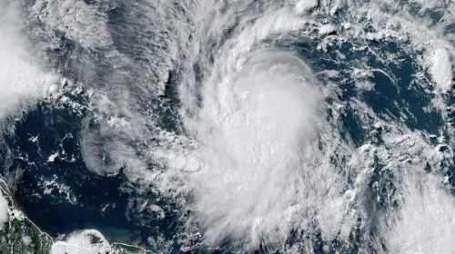 L'Atlas des cyclones des Antilles françaises, pour en savoir plus sur les phénomènes dans la zone depuis 400 ans