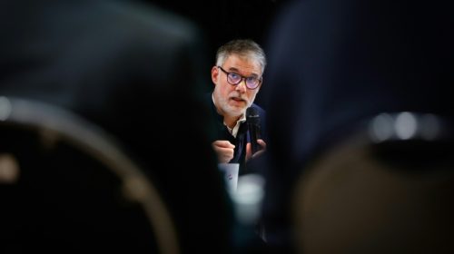 Budget de la Sécu: à la veille du vote, le gouvernement multiplie les mains tendues