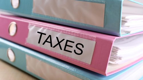 Taxation des aides aux vacances : le gouvernement revient à la charge ! [ABO]