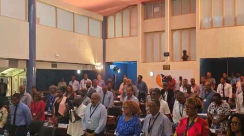 Évolution institutionnelle de la Martinique : les discussions sont officiellement lancées entre les élus et l’État.