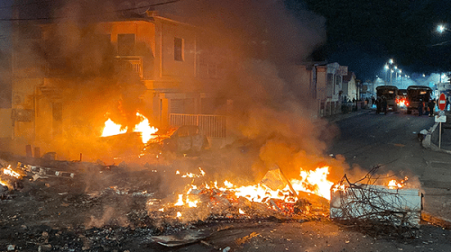 PHOTOS. Violences urbaines en Martinique : une nouvelle nuit de tensions à Schoelcher