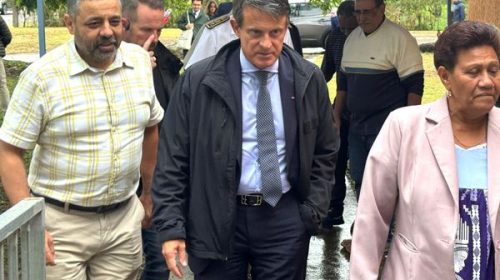 En "colère" depuis son éviction, Manuel Valls pointe "l’échec" d'Emmanuel Macron et de Sébastien Lecornu sur le dossier calédonien